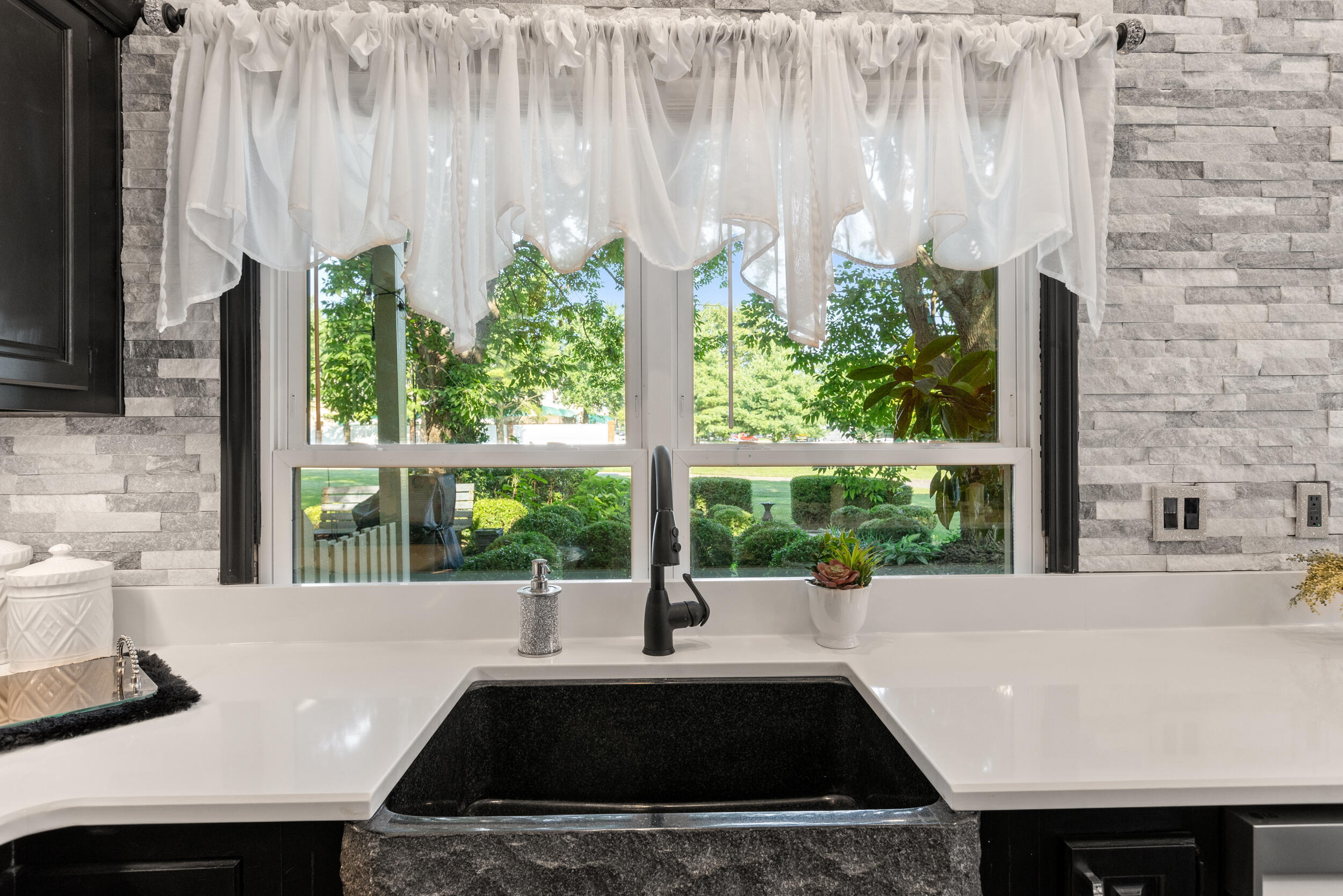 1001 Griffin Gate Drive