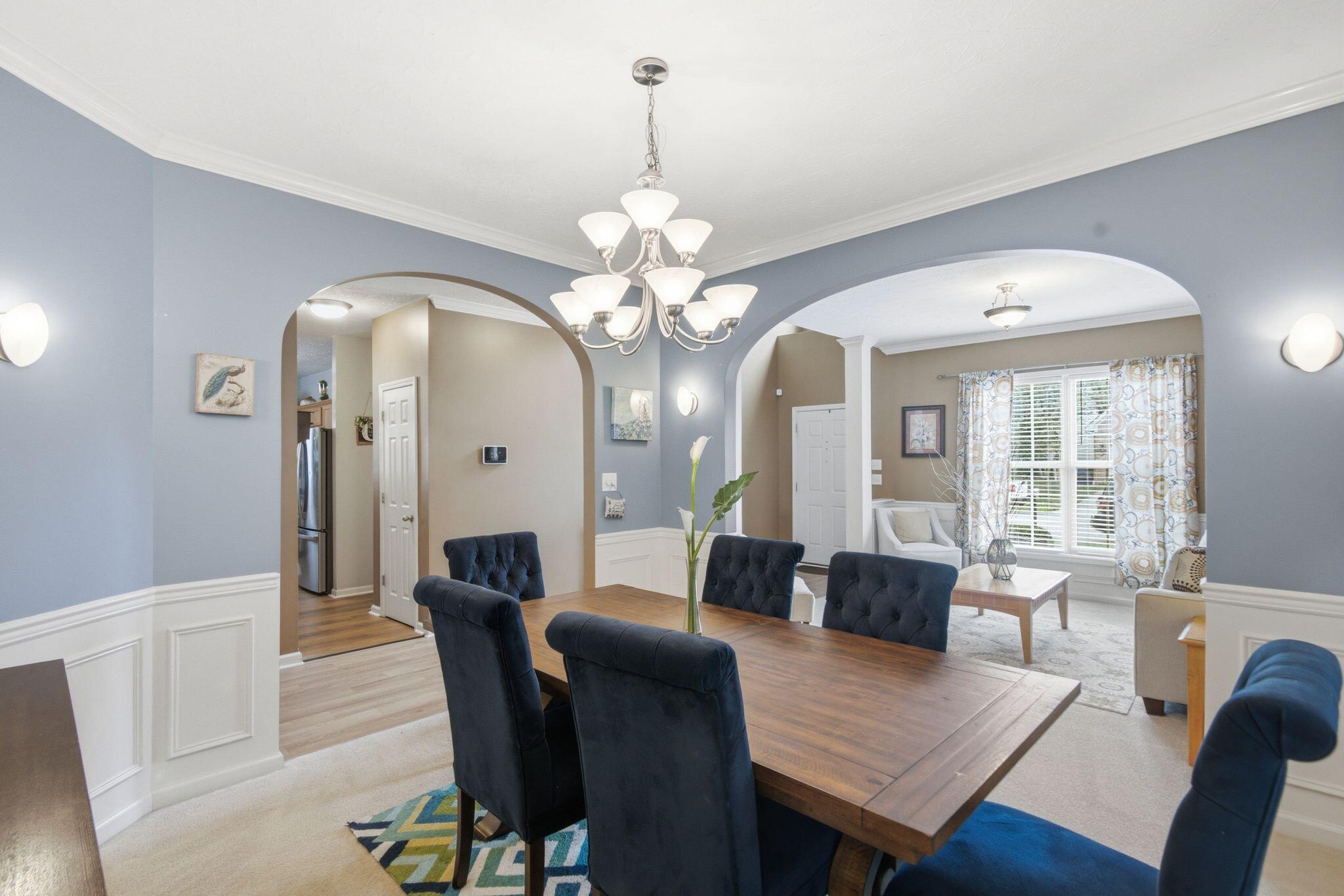 893 Winding Oak Trail
