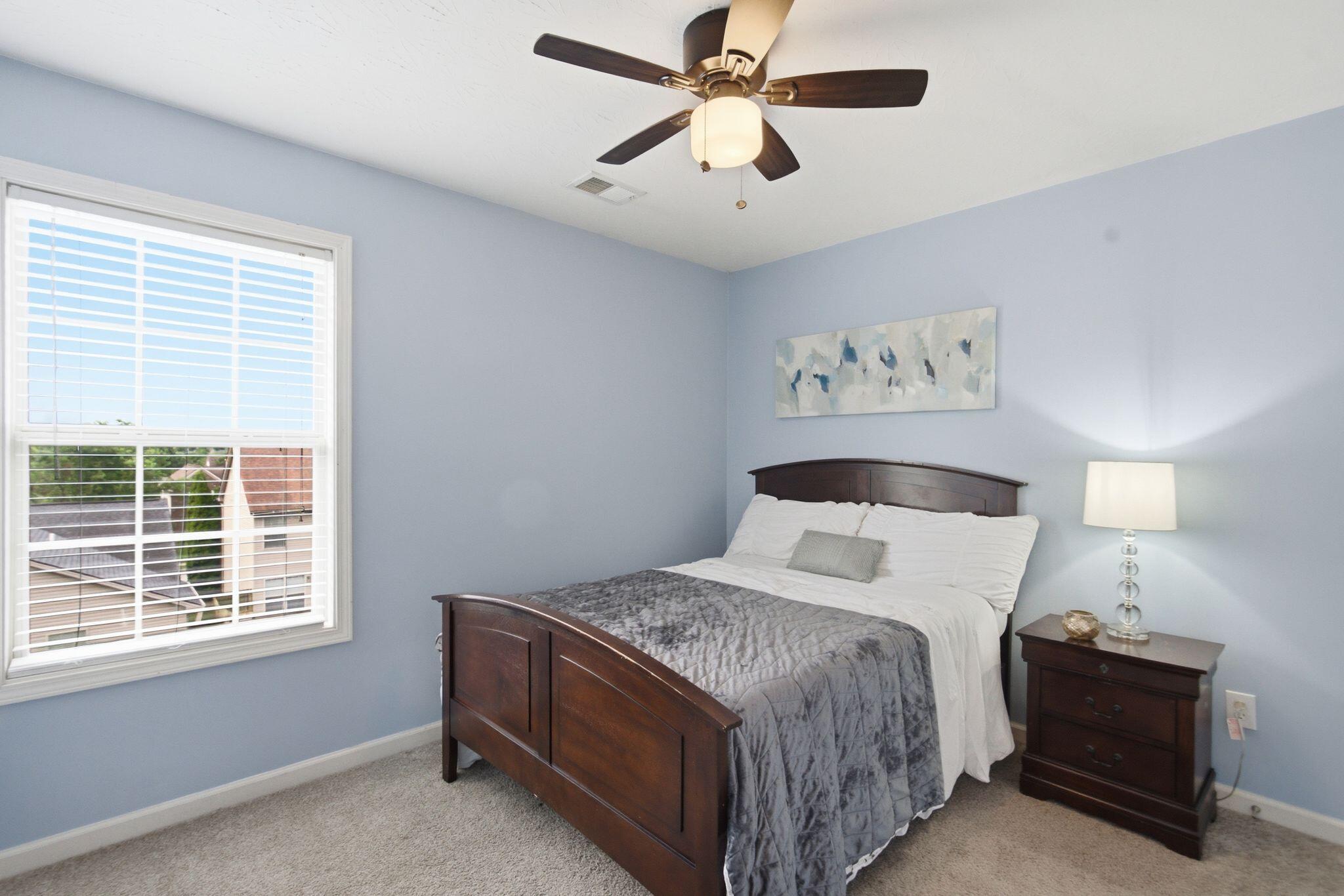 893 Winding Oak Trail