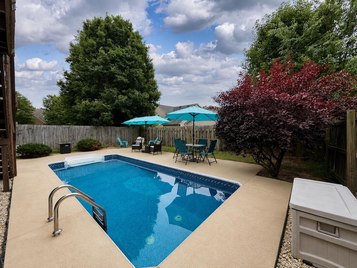 893 Winding Oak Trail