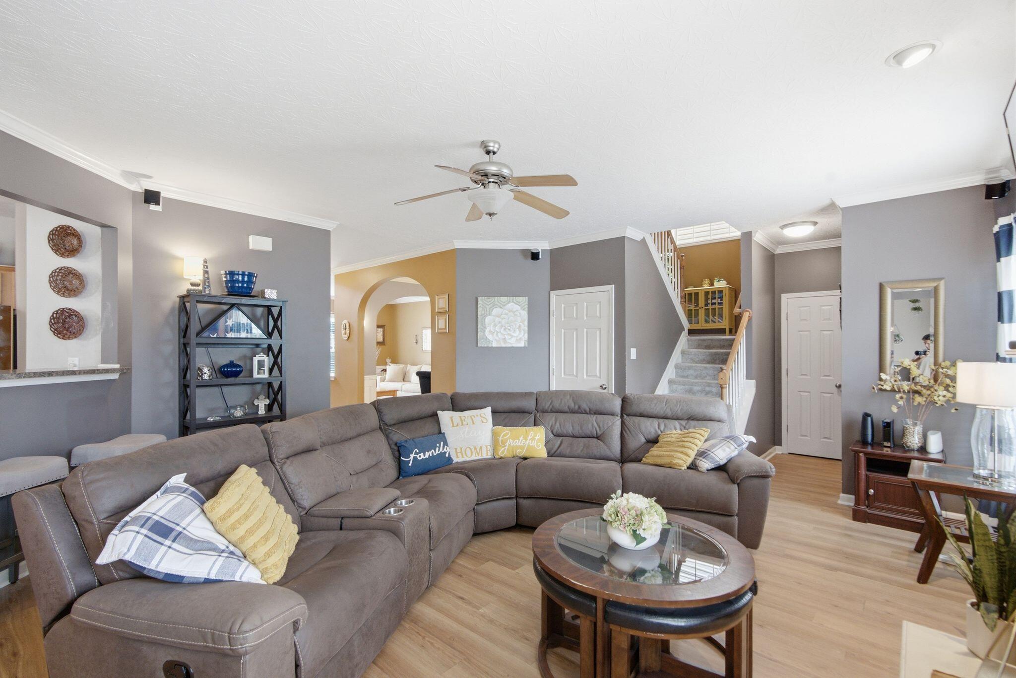 893 Winding Oak Trail