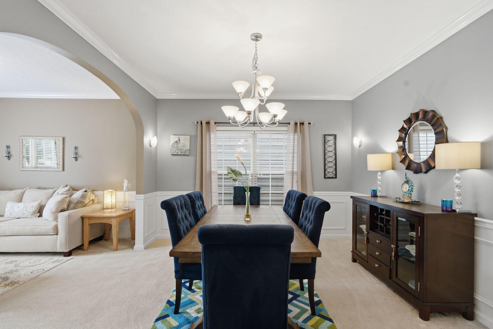 893 Winding Oak Trail