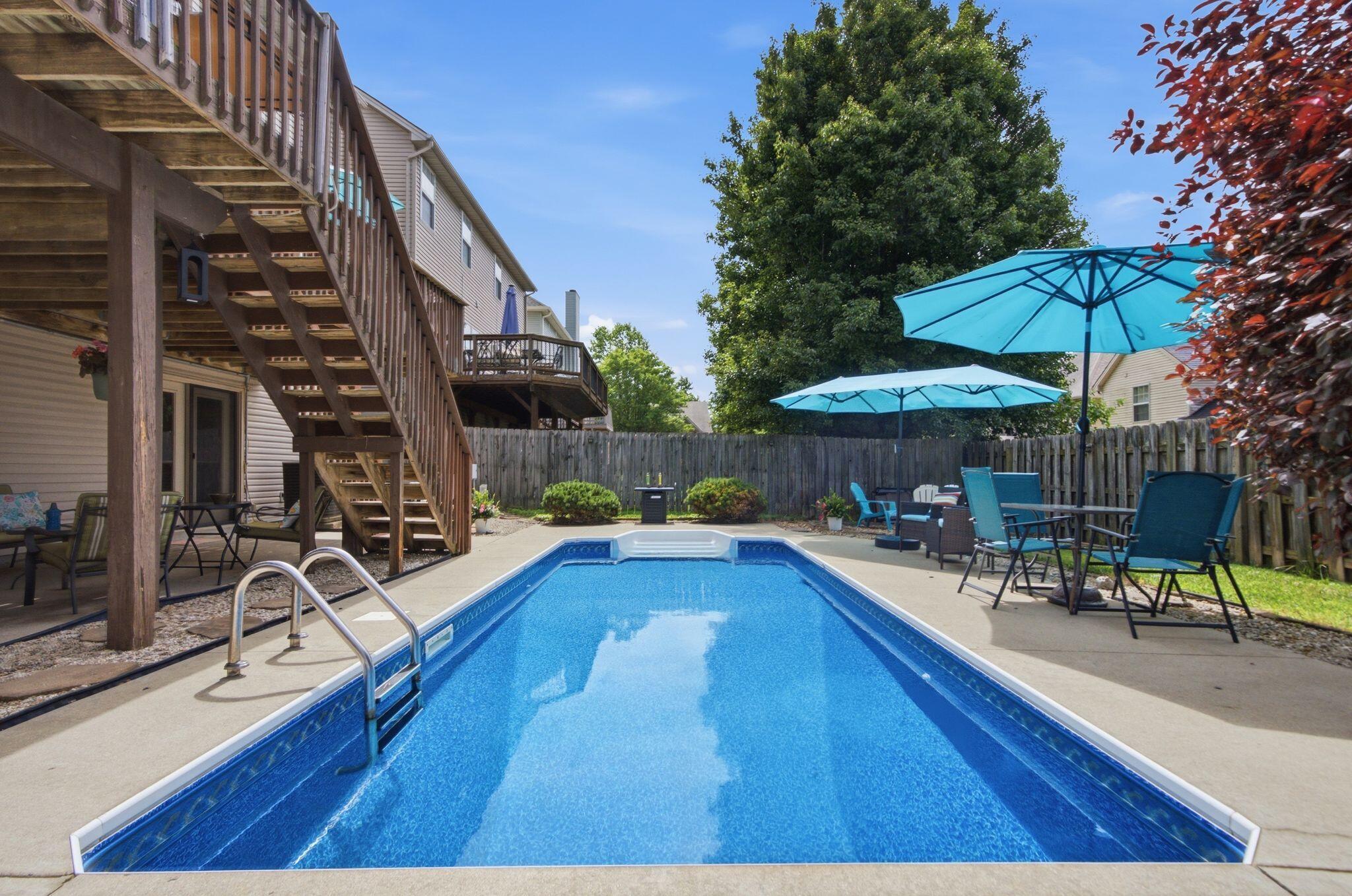 893 Winding Oak Trail