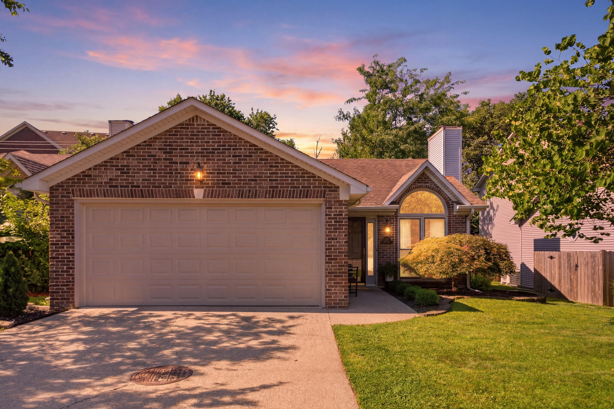 2060 Glade Lane