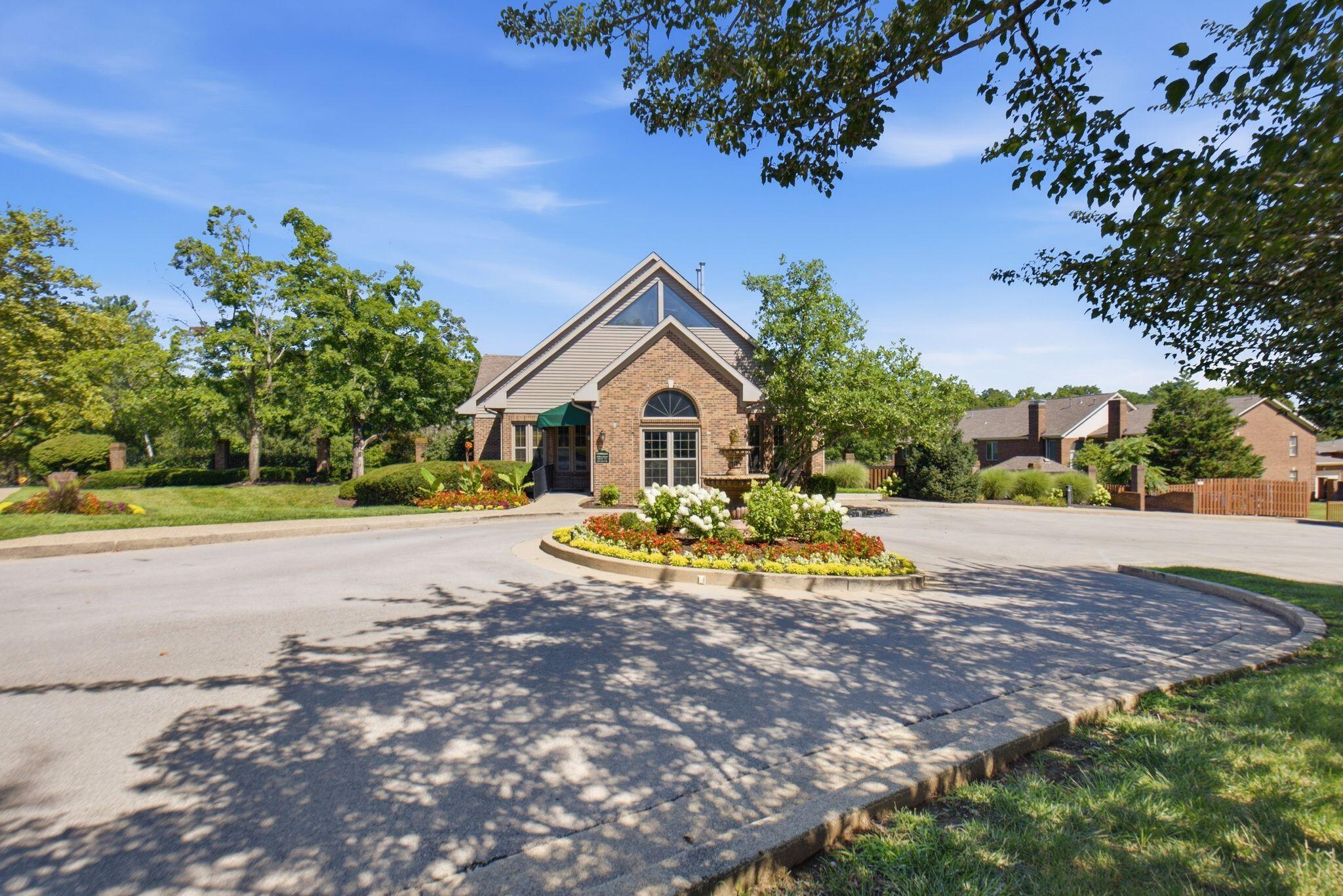 2060 Glade Lane