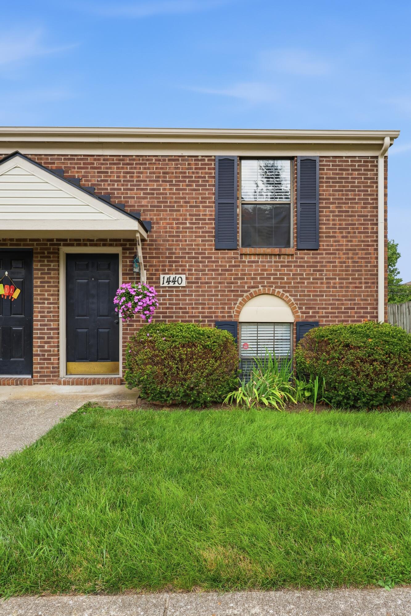 1440 SE Hartland Woods Way 1440