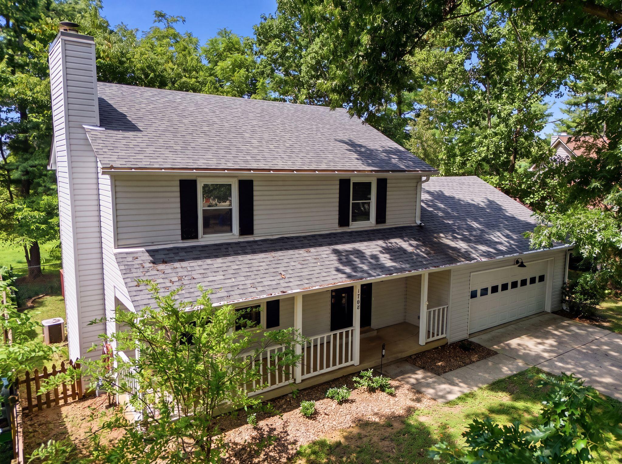 1708 Oak Pl Court