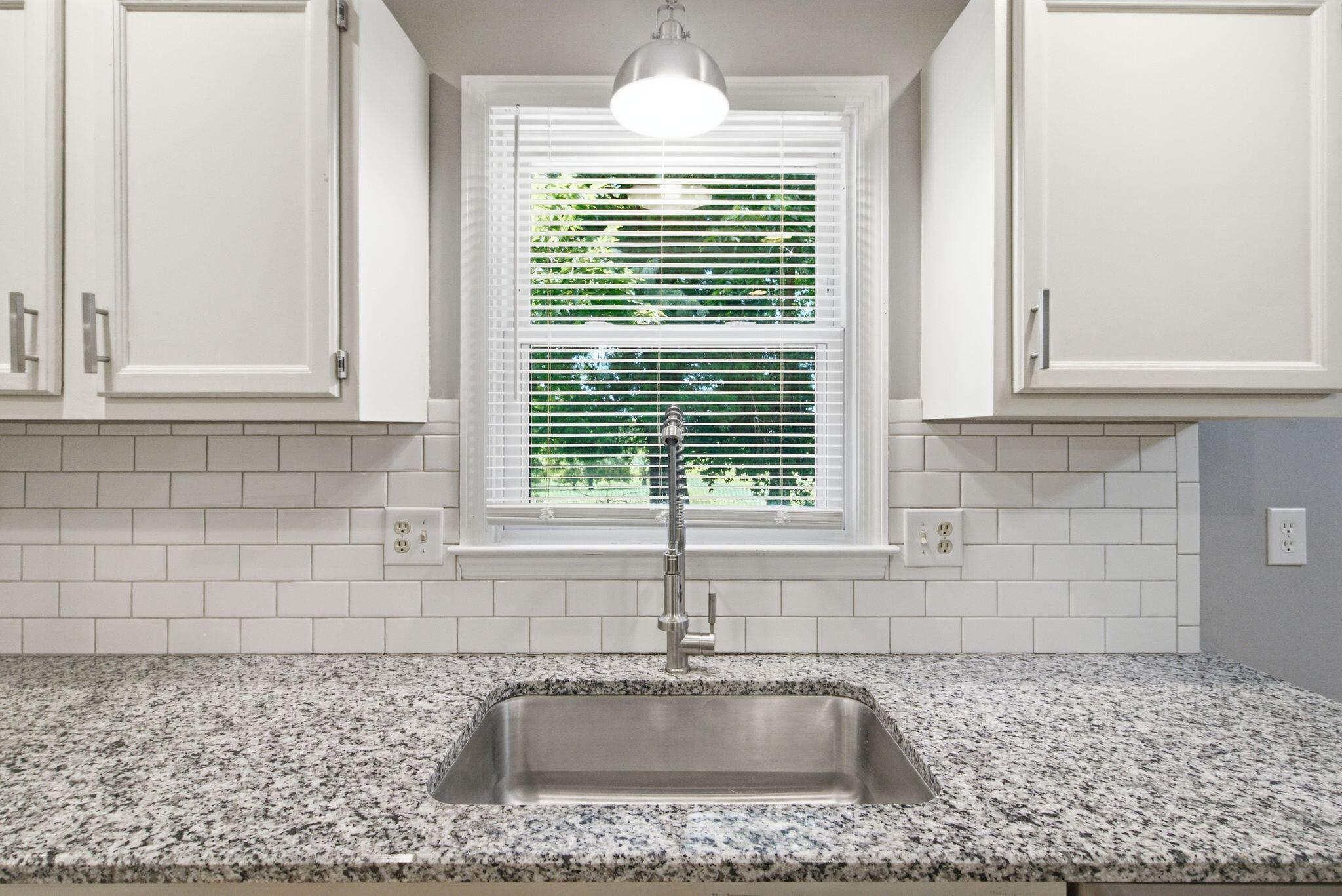 1708 Oak Pl Court