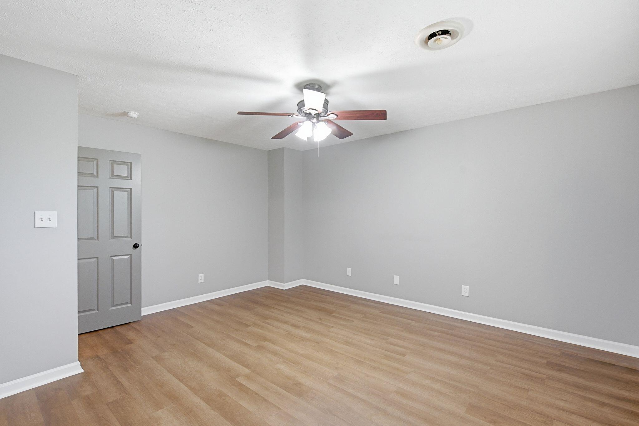 1708 Oak Pl Court