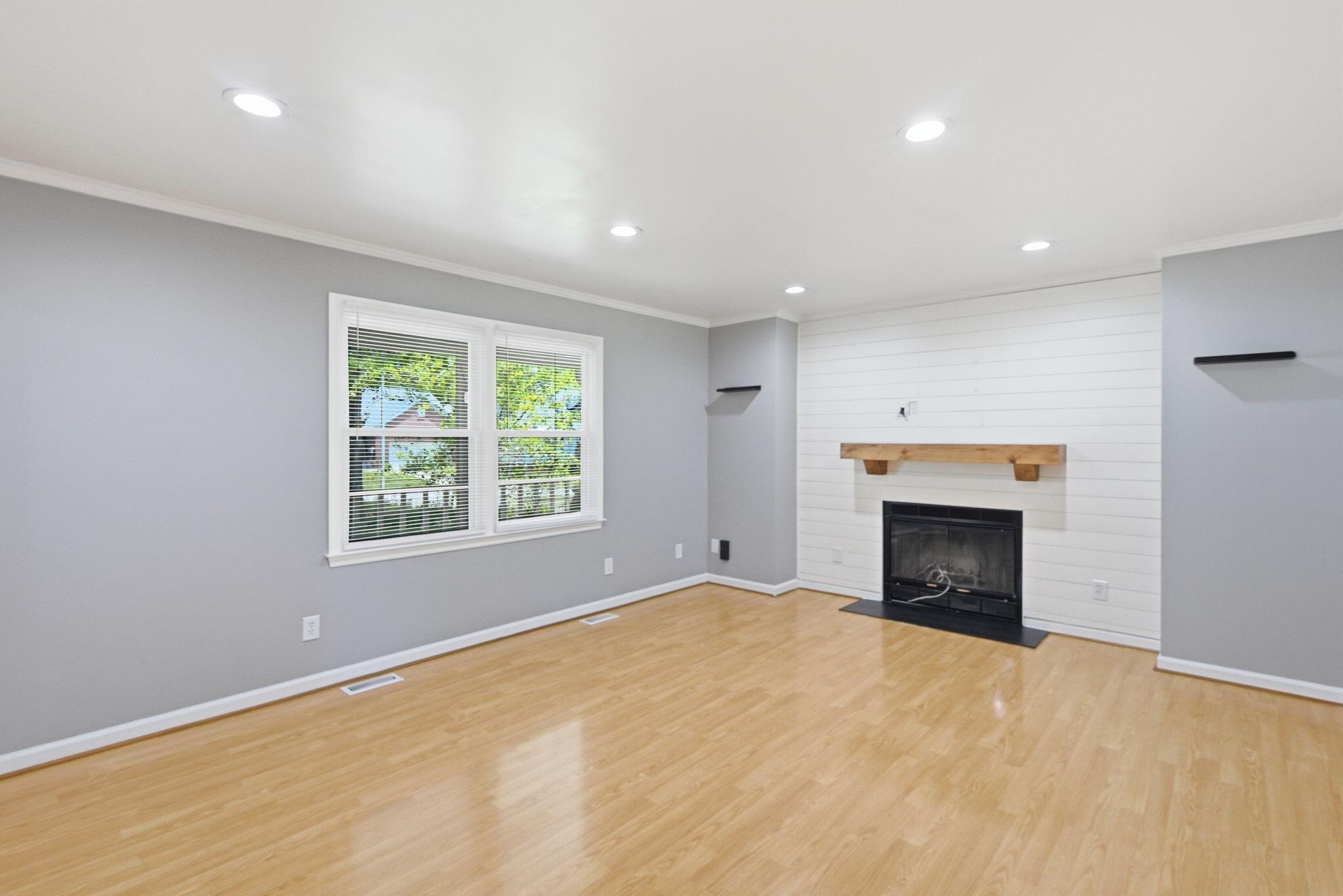 1708 Oak Pl Court
