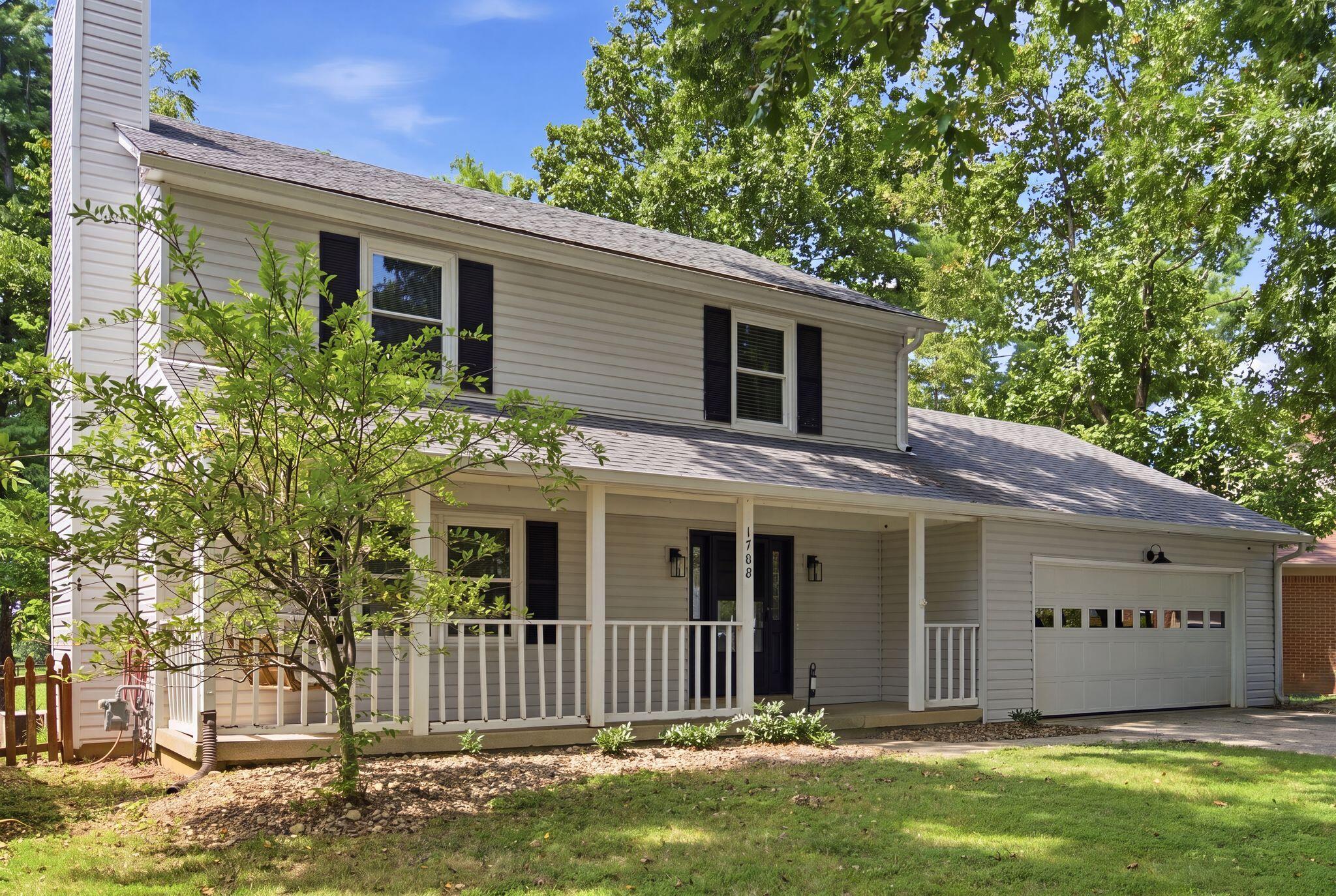 1708 Oak Pl Court