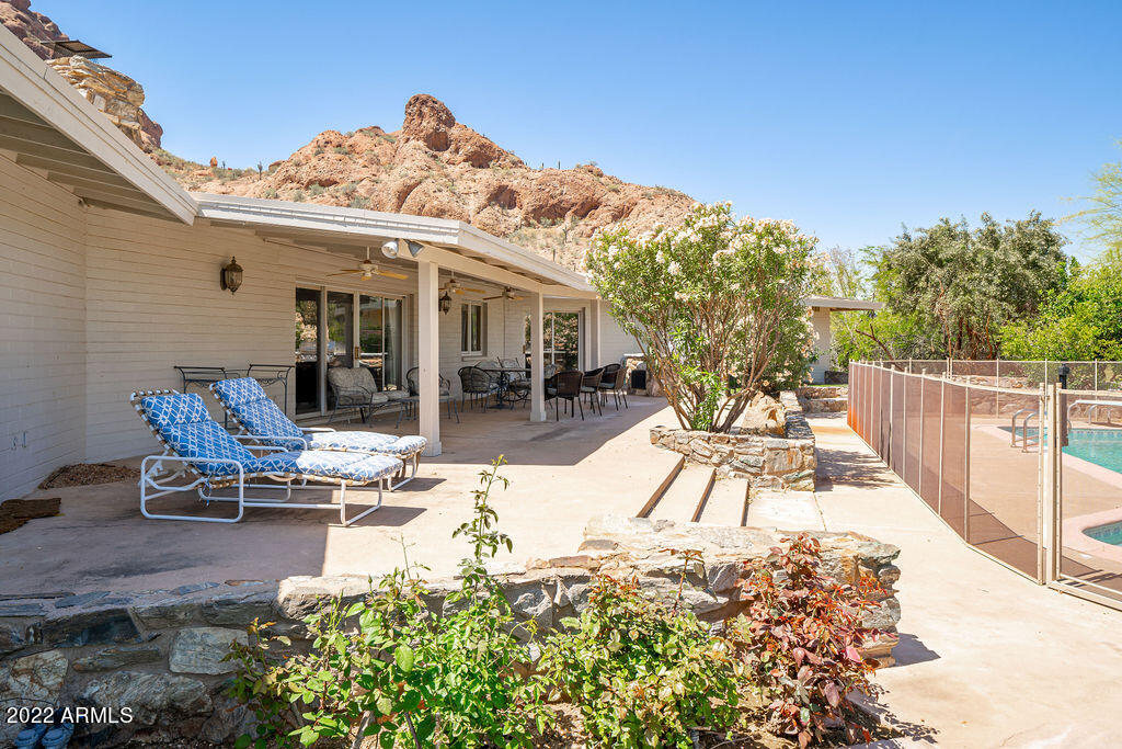 5302 E Palo Verde Drive