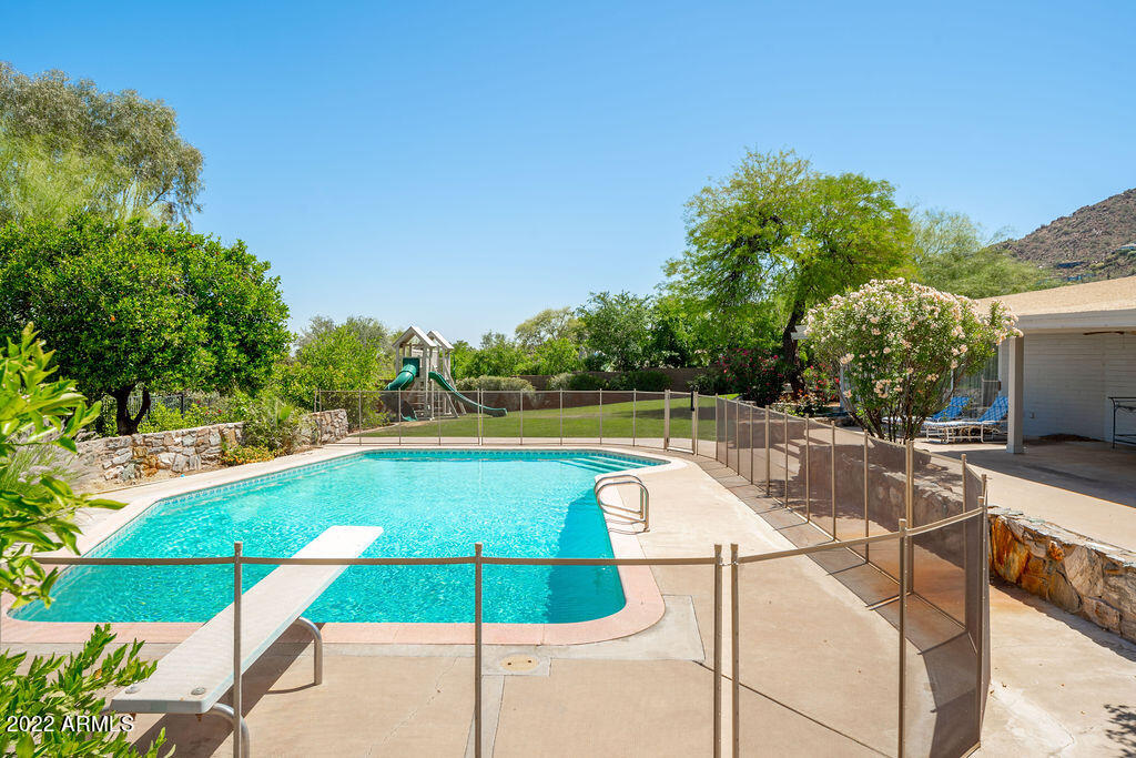 5302 E Palo Verde Drive