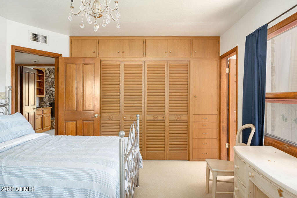 5302 E Palo Verde Drive