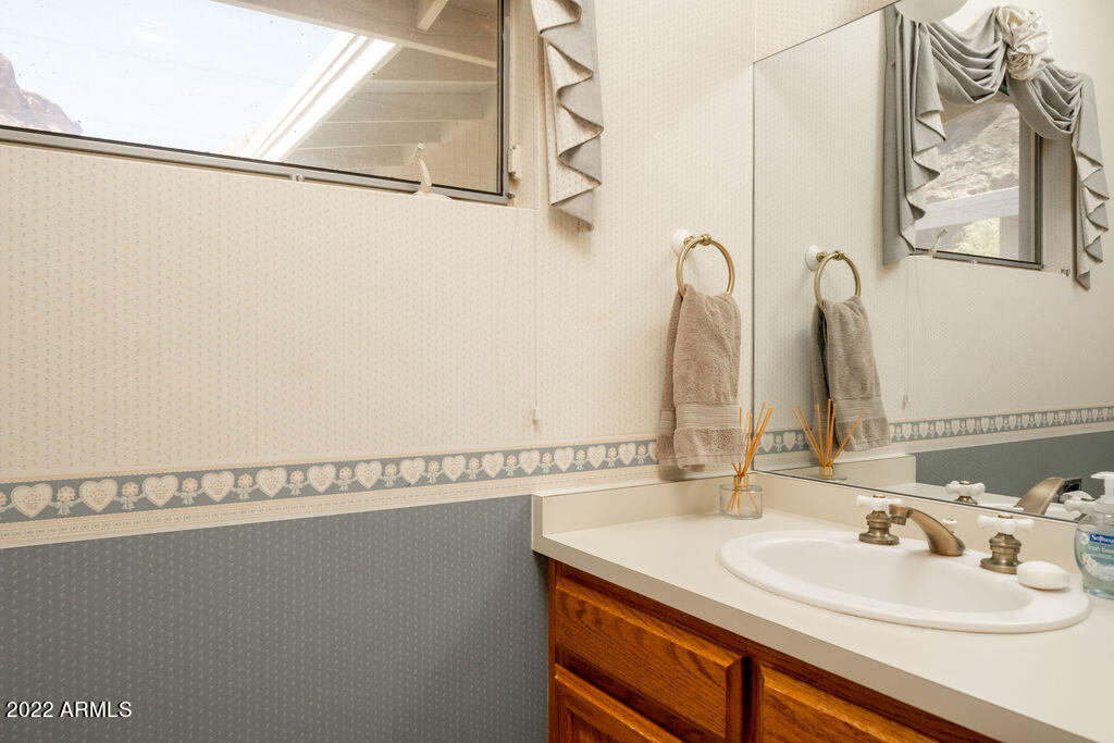 5302 E Palo Verde Drive