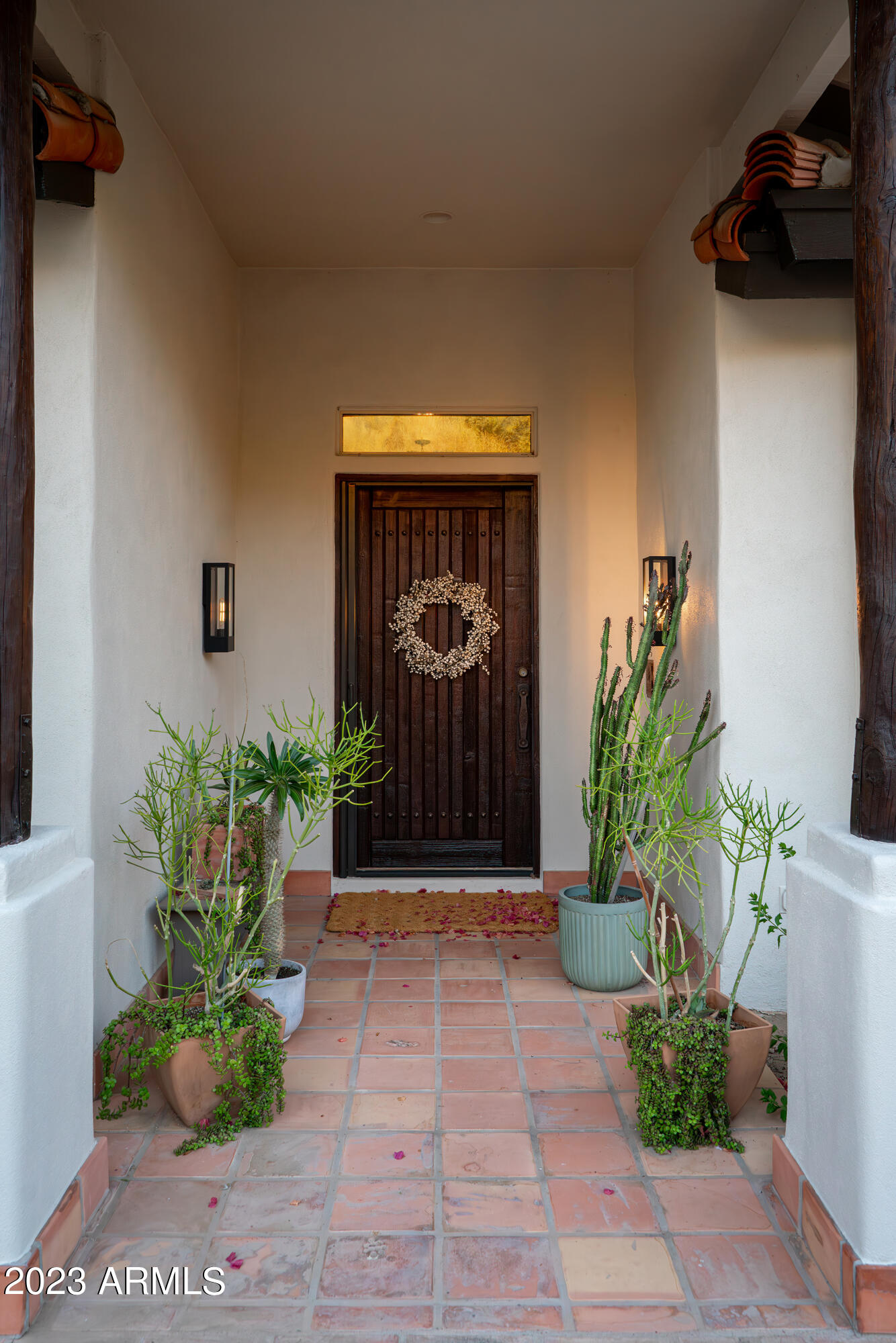 5518 N CAMELBACK CANYON Place