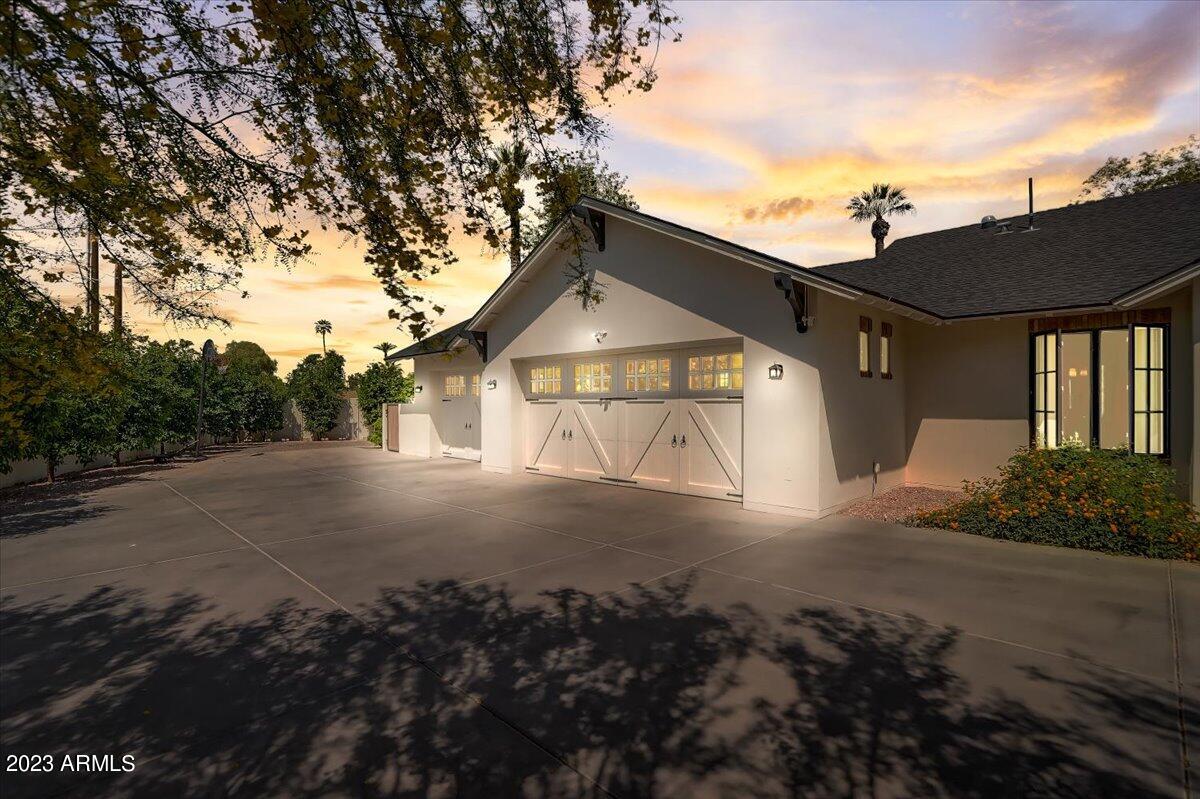 4809 E FLOWER Street