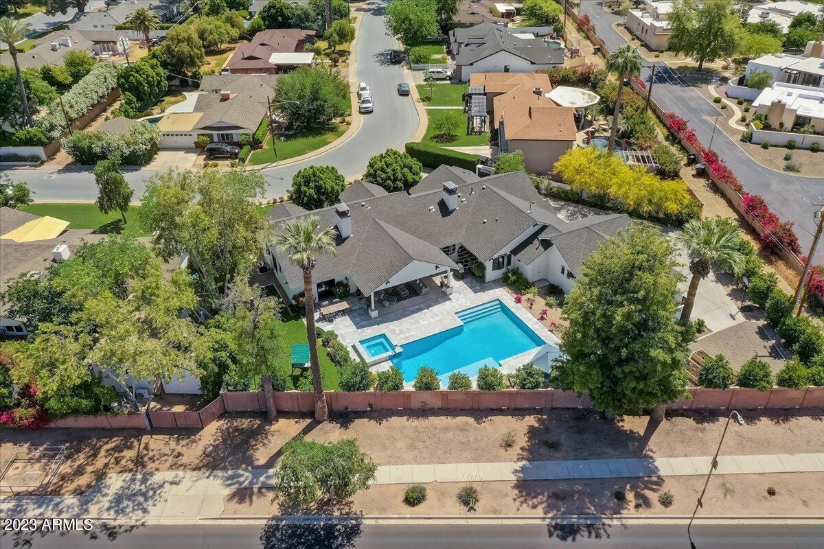 4809 E FLOWER Street