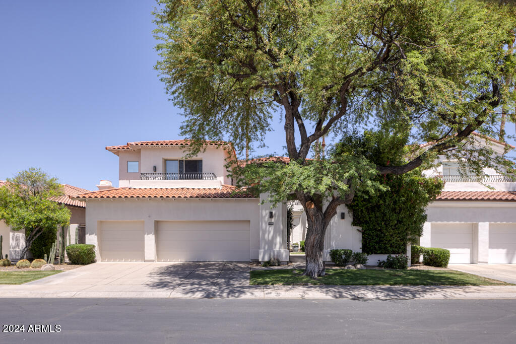 7622 E CACTUS WREN Road