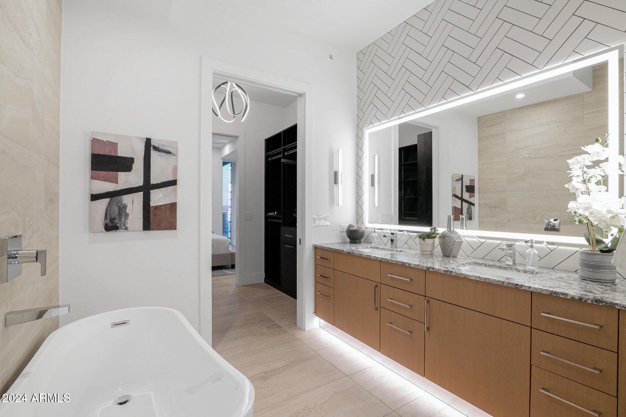 7180 E KIERLAND Boulevard # 1012