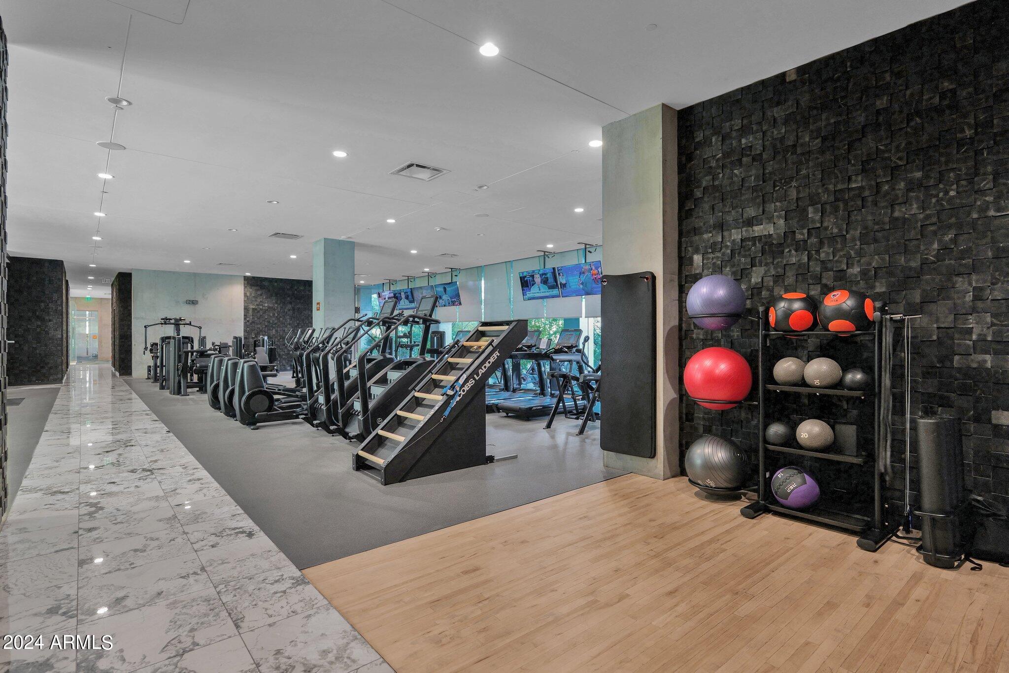 7180 E KIERLAND Boulevard # 1012