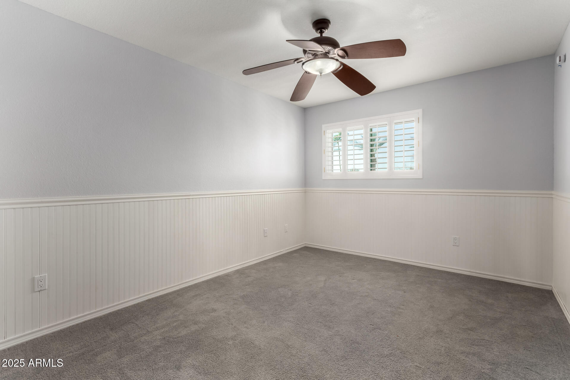 1920 E MARYLAND Avenue # 26
