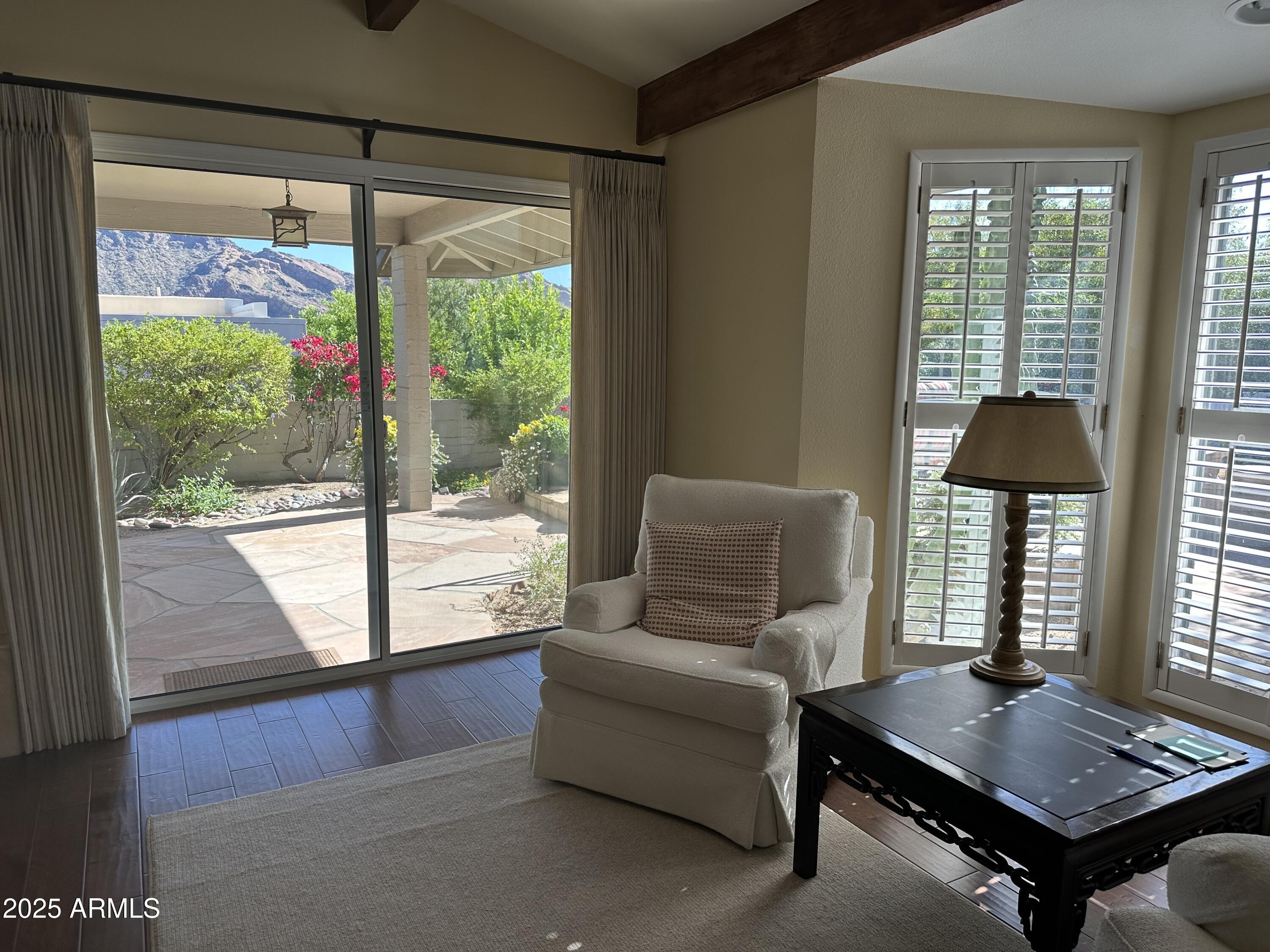 5434 E Lincoln Drive 68