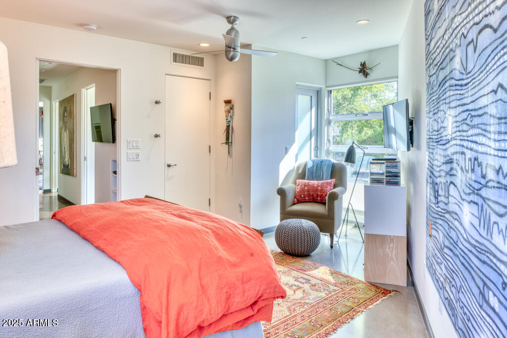 2409 N 57th Street
