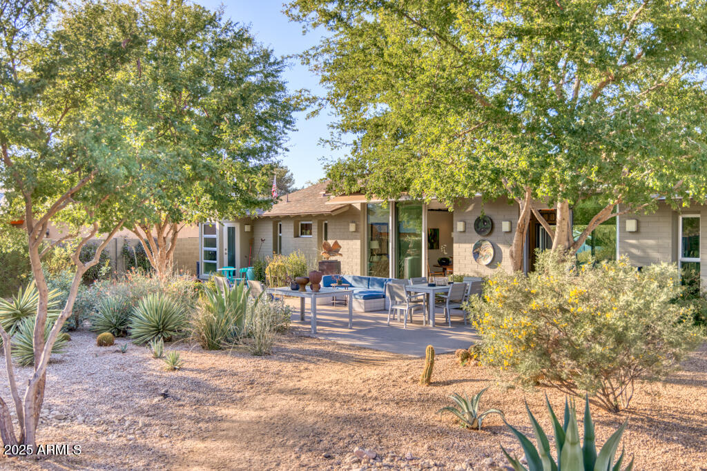 2409 N 57th Street