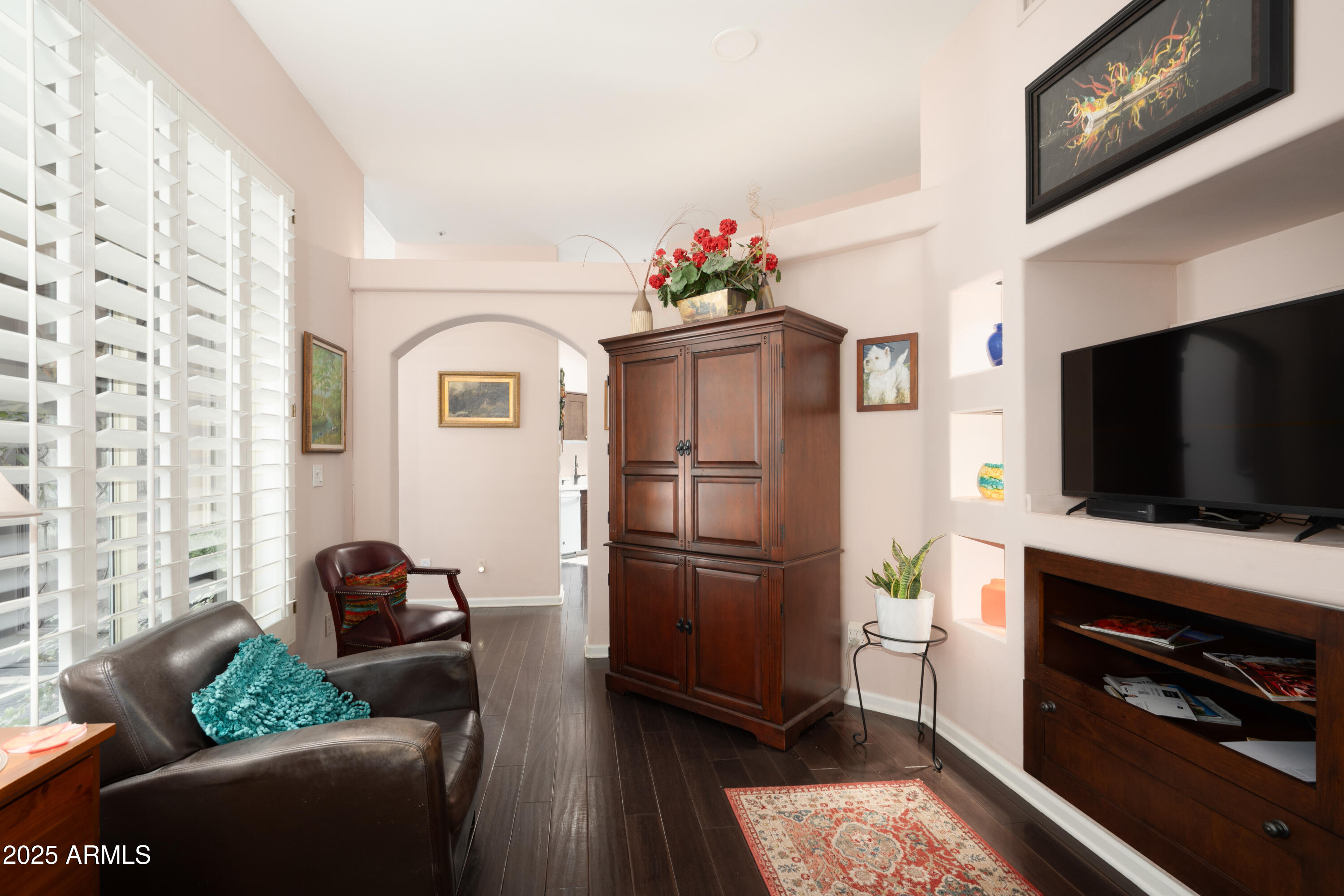 6711 E CAMELBACK Road, 21