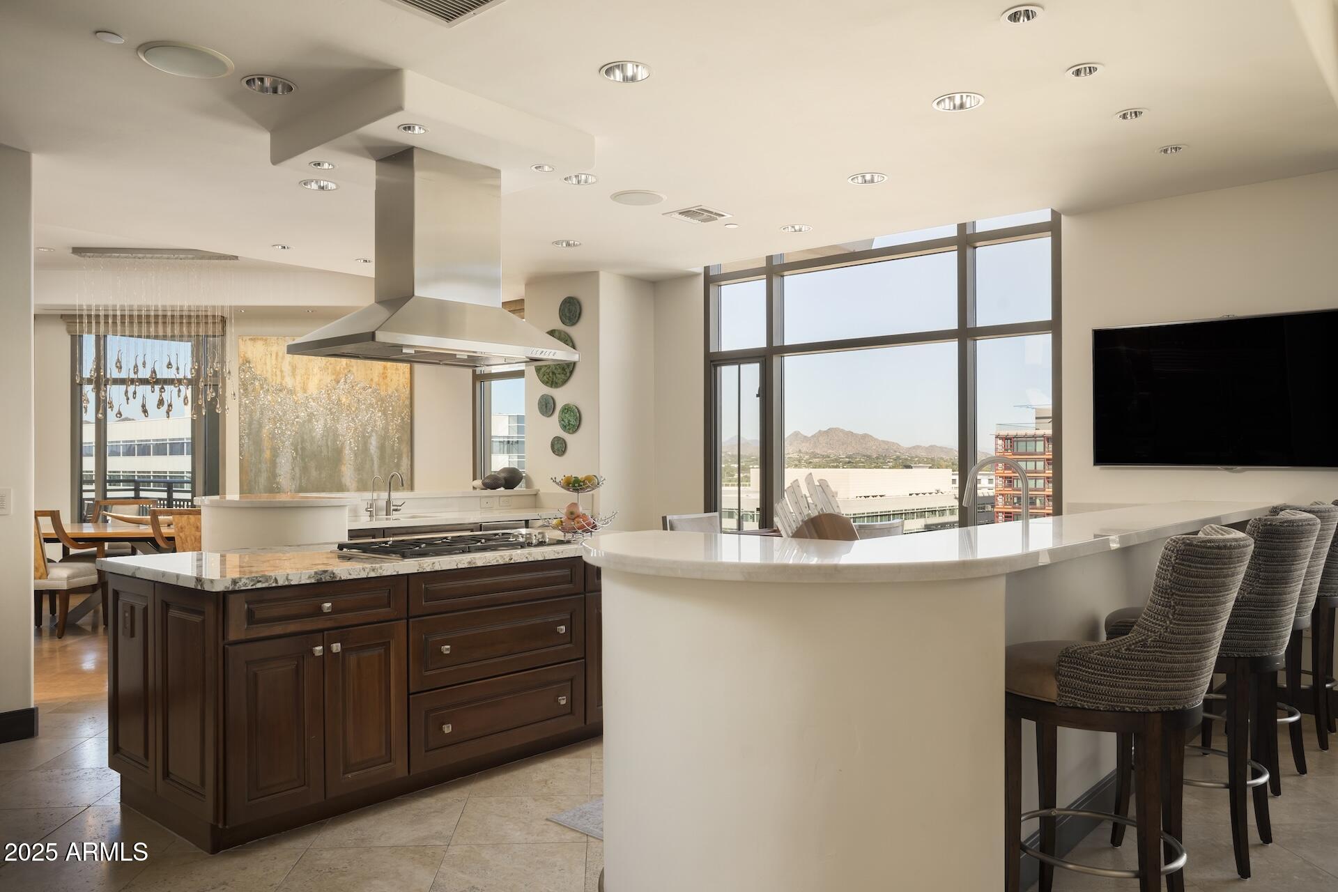 2211 E CAMELBACK Road, 1203