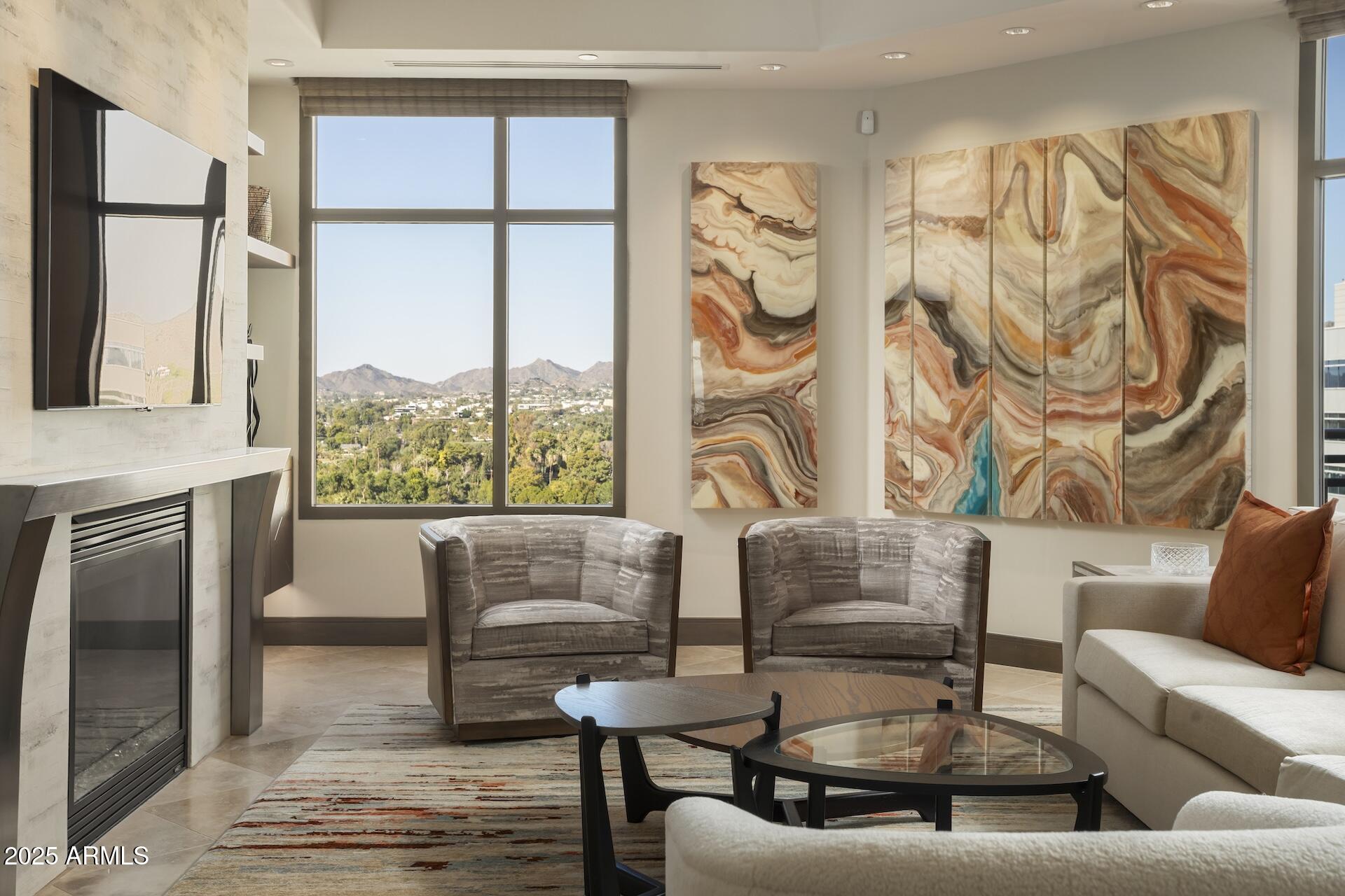 2211 E CAMELBACK Road, 1203