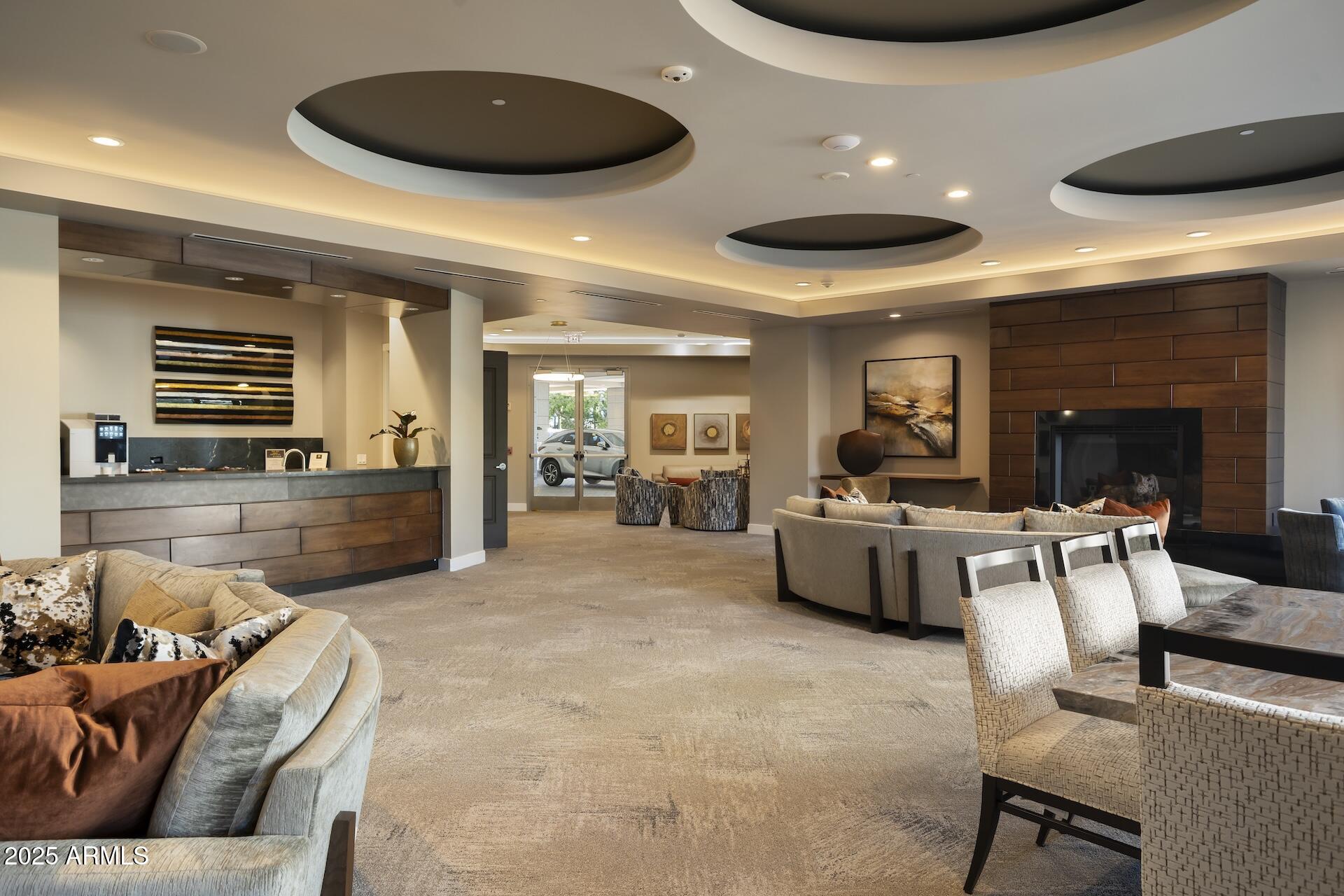 2211 E CAMELBACK Road, 1203