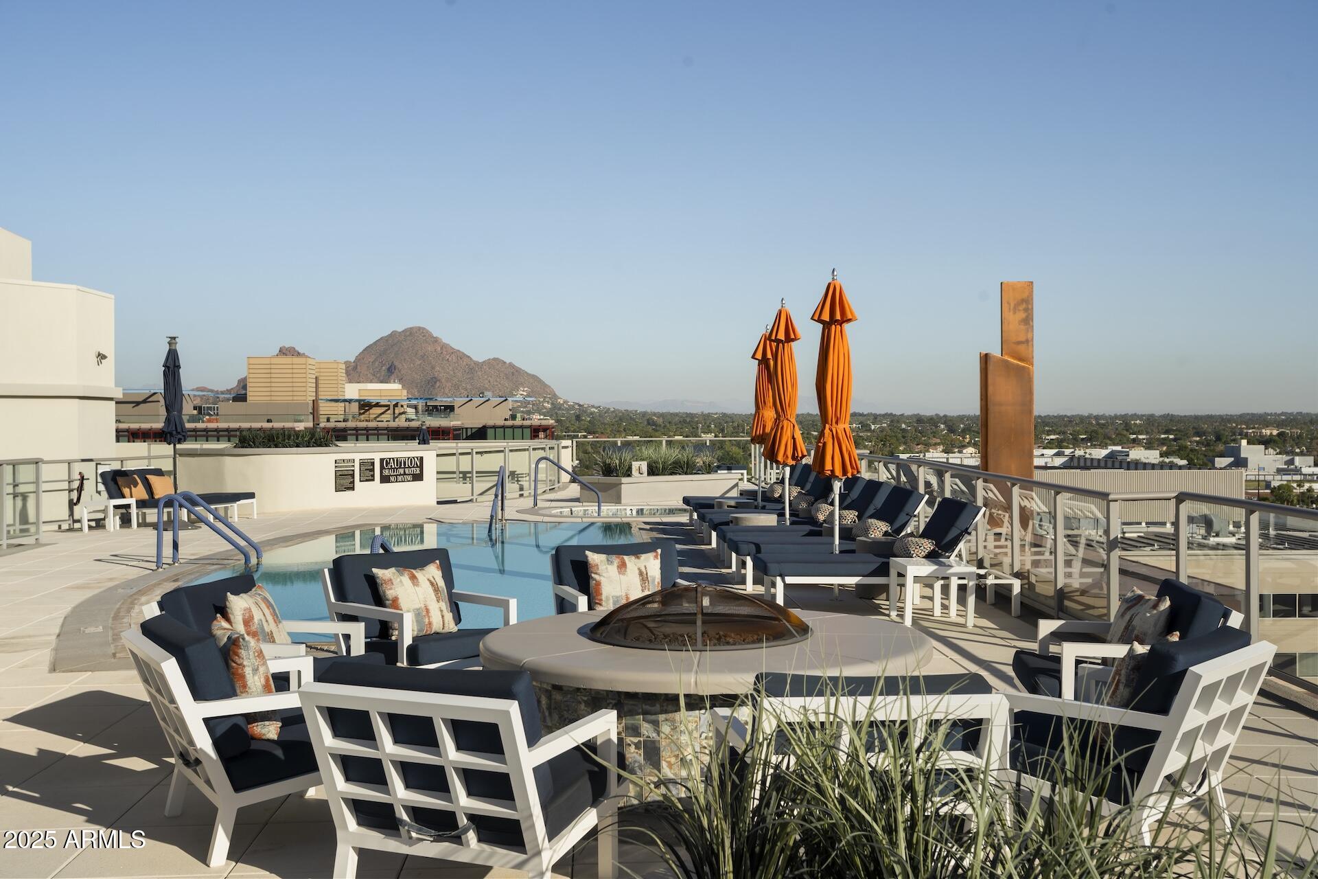 2211 E CAMELBACK Road, 1203