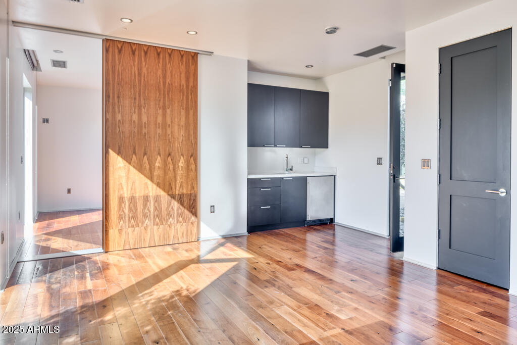 5434 E Lincoln Drive 50