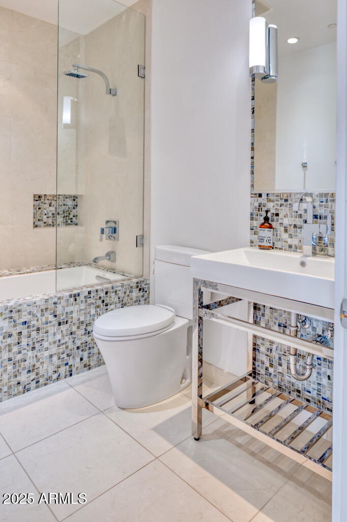 5434 E Lincoln Drive 50