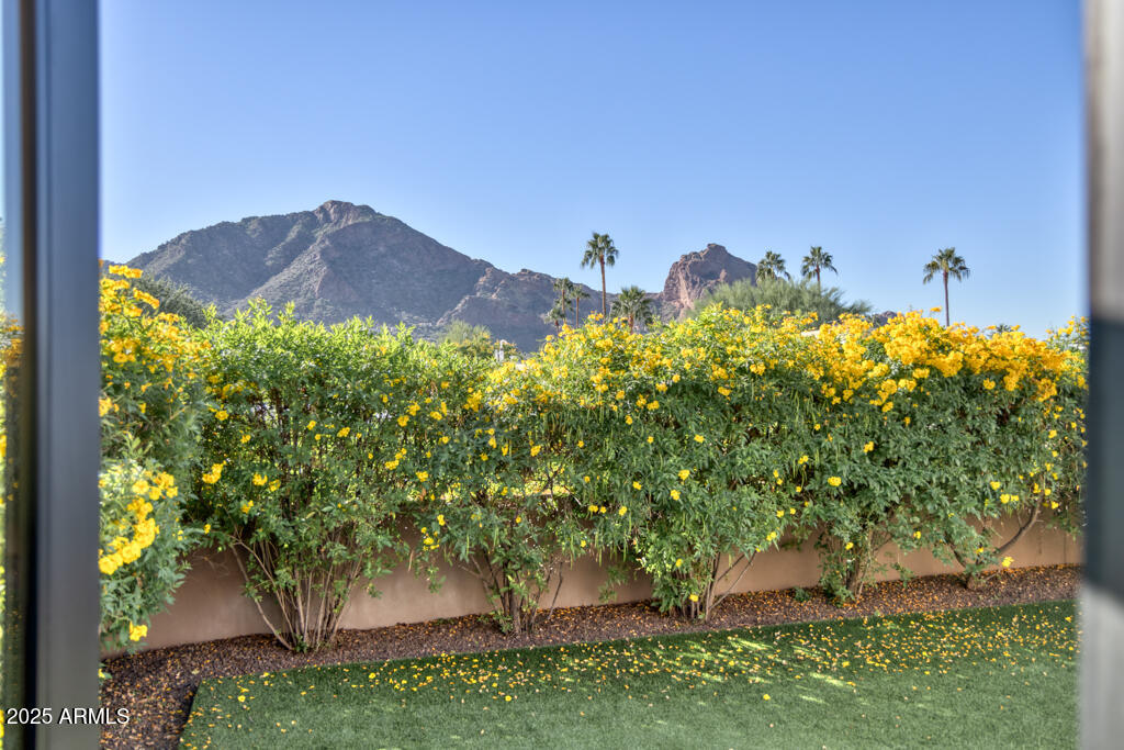 5434 E Lincoln Drive 50