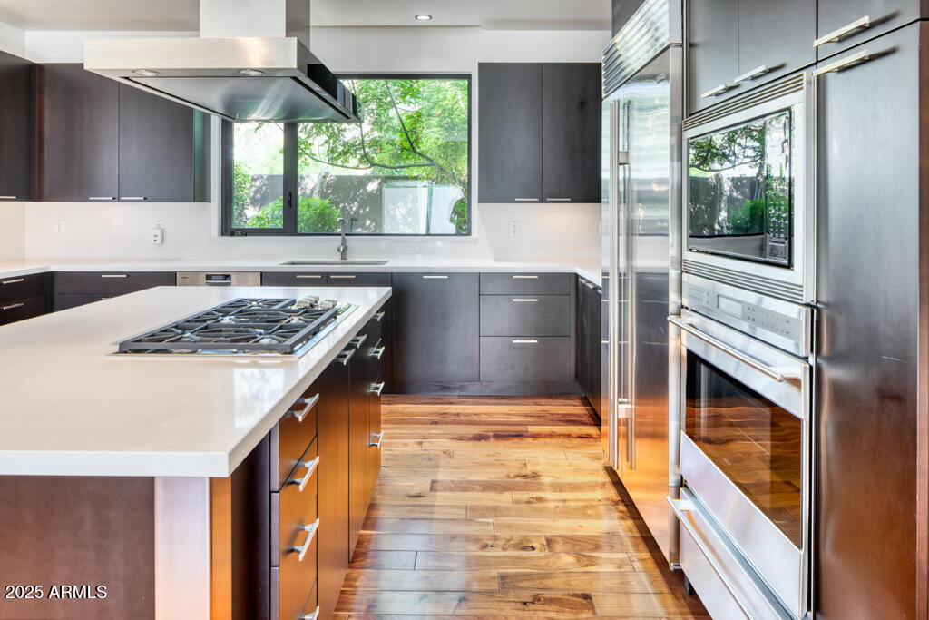 5434 E Lincoln Drive 50