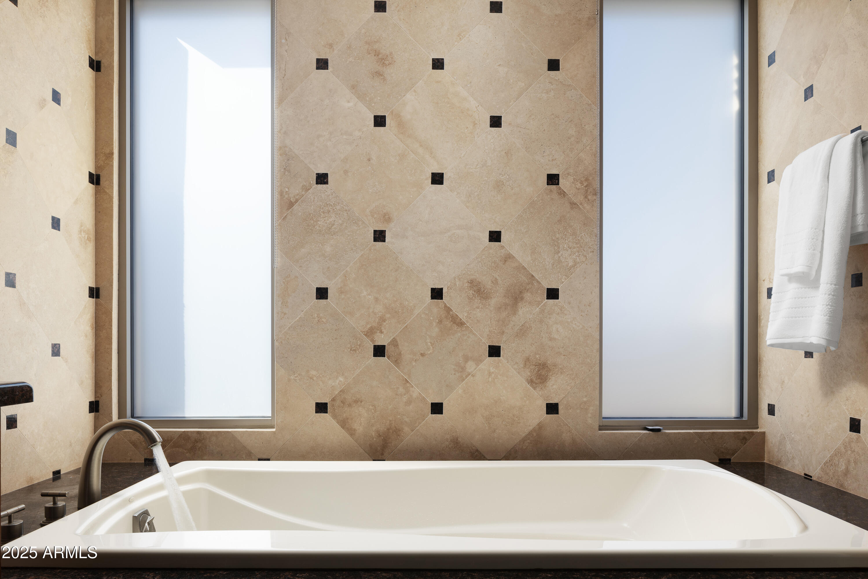 2402 E ESPLANADE Lane 1001