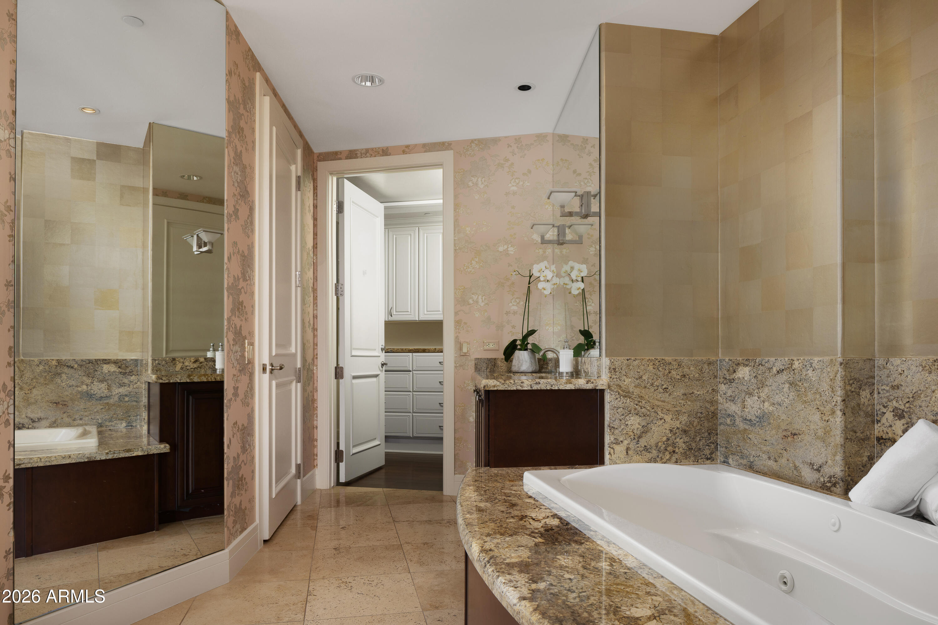 2402 E ESPLANADE Lane PH2