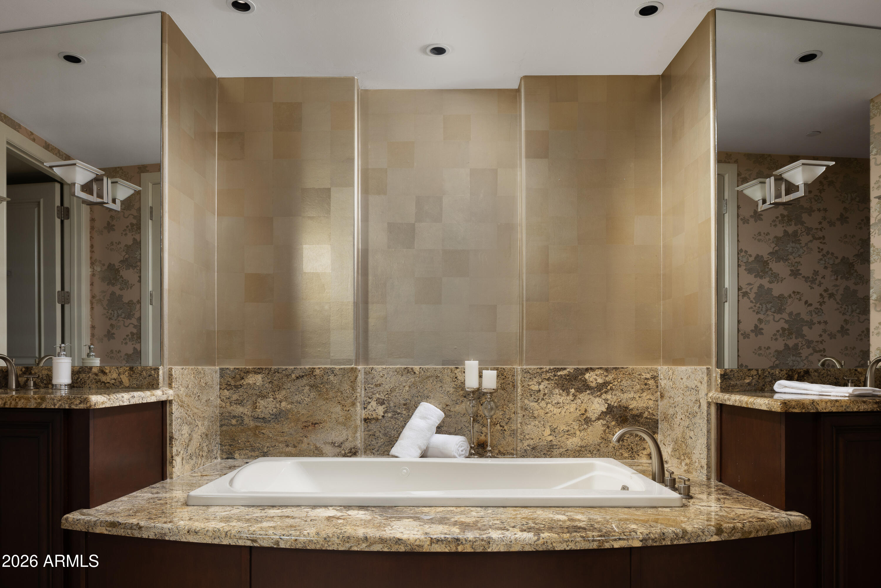 2402 E ESPLANADE Lane PH2