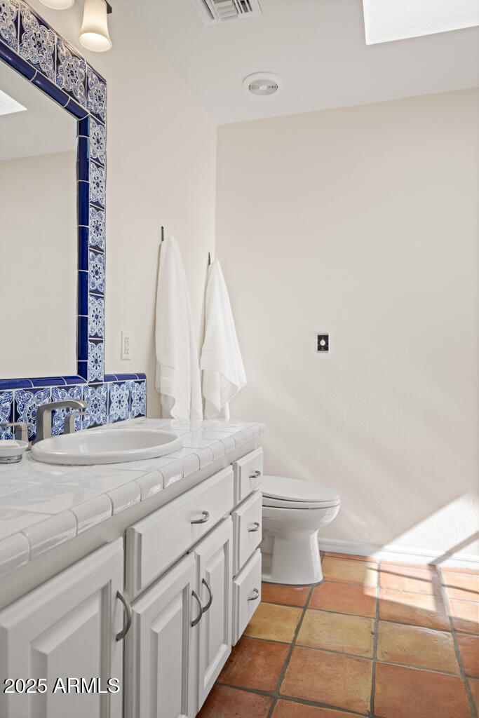 5401 E MARIPOSA Street