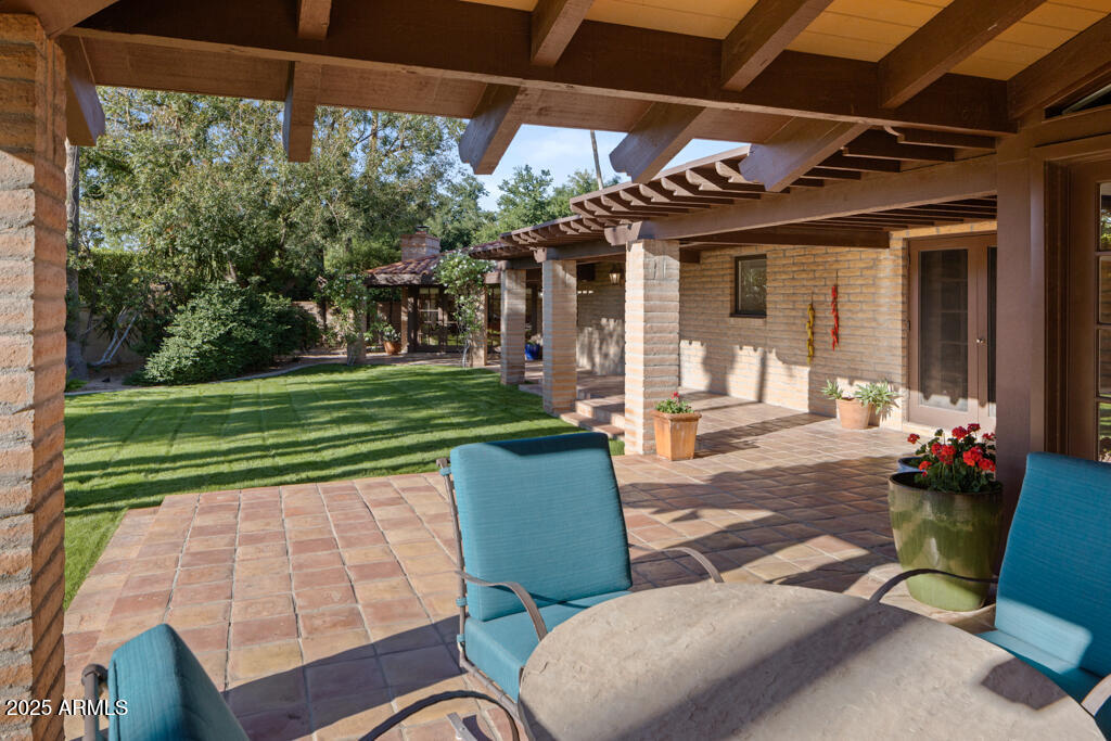 5401 E MARIPOSA Street