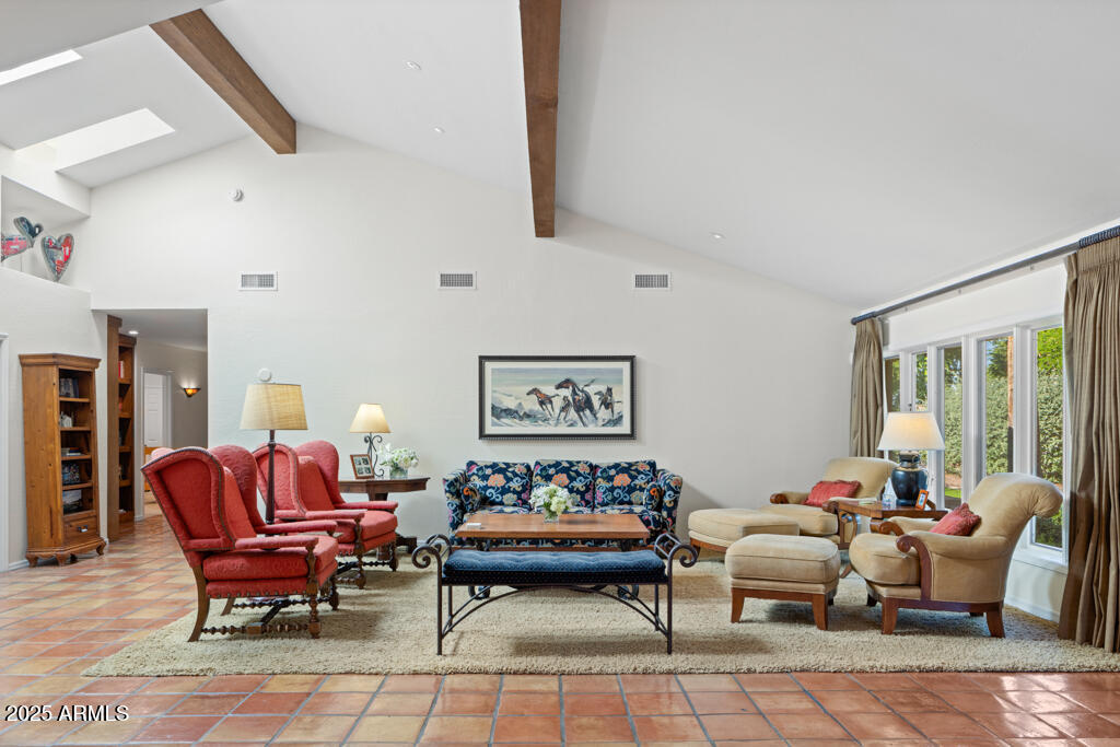 5401 E MARIPOSA Street