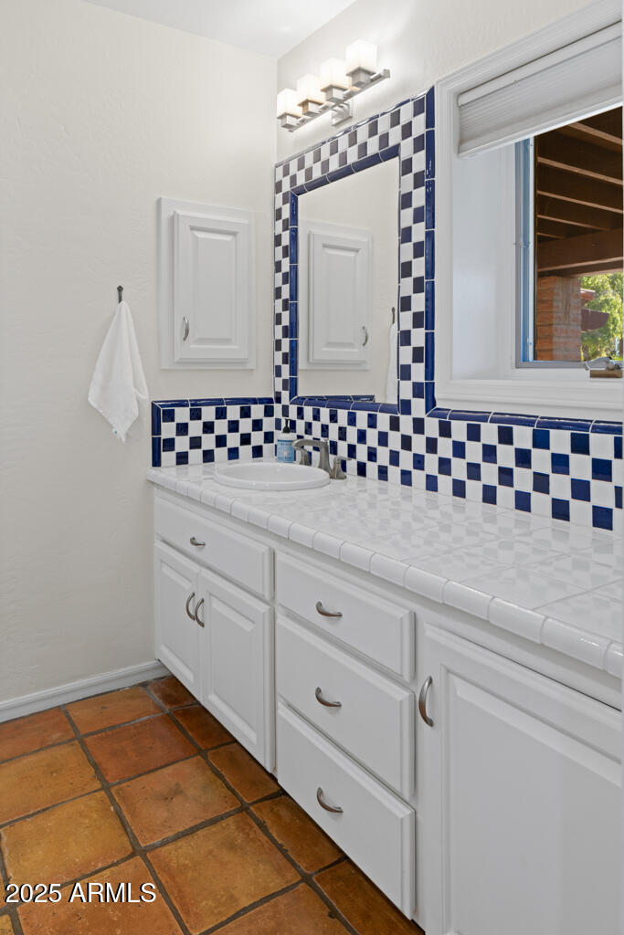 5401 E MARIPOSA Street