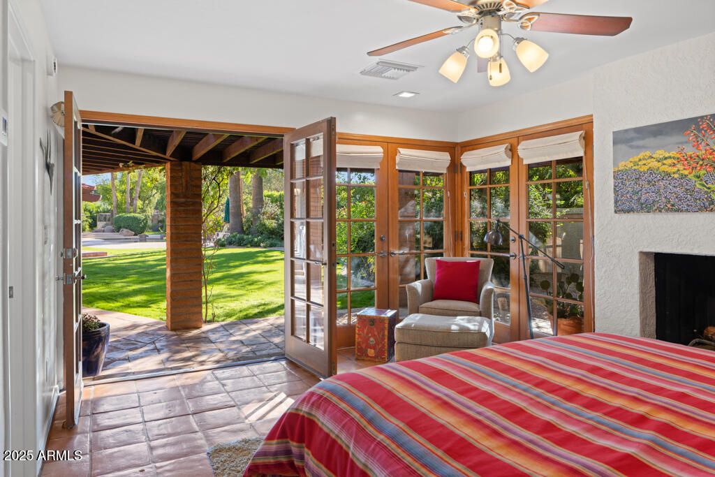 5401 E MARIPOSA Street