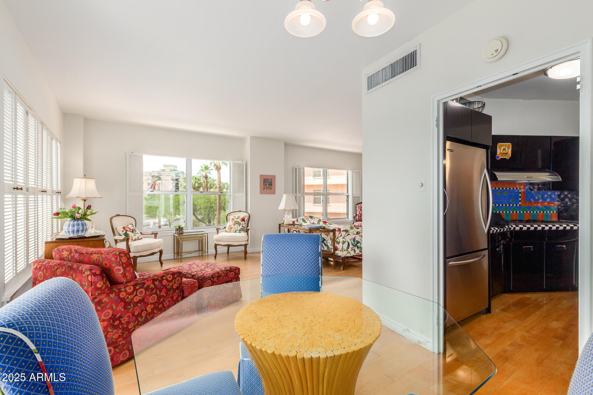 2201 N CENTRAL Avenue 3D