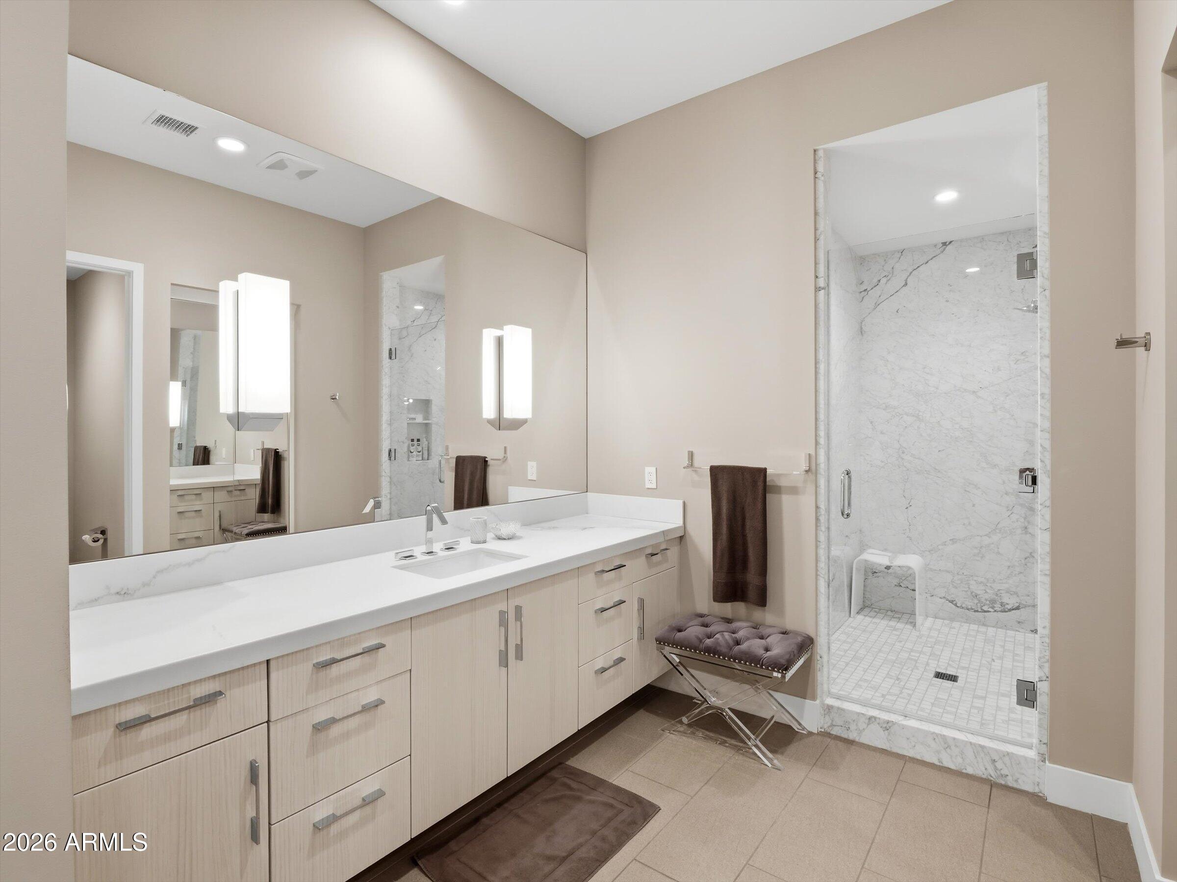 2 BILTMORE Estate 211