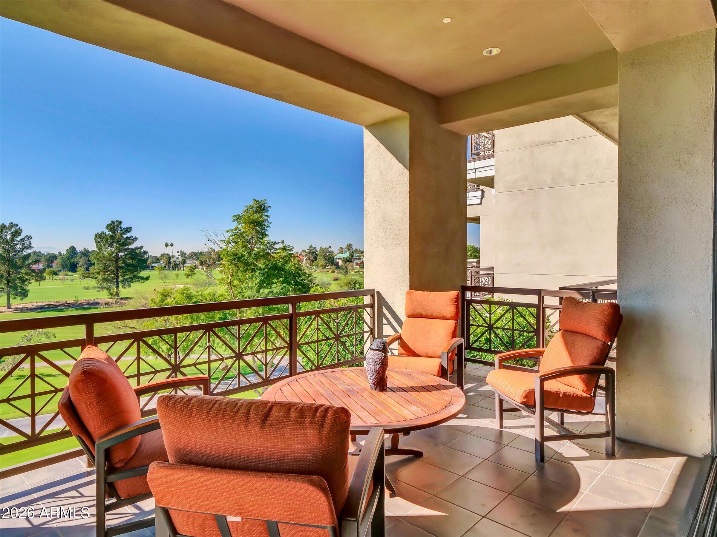 2 BILTMORE Estate 211