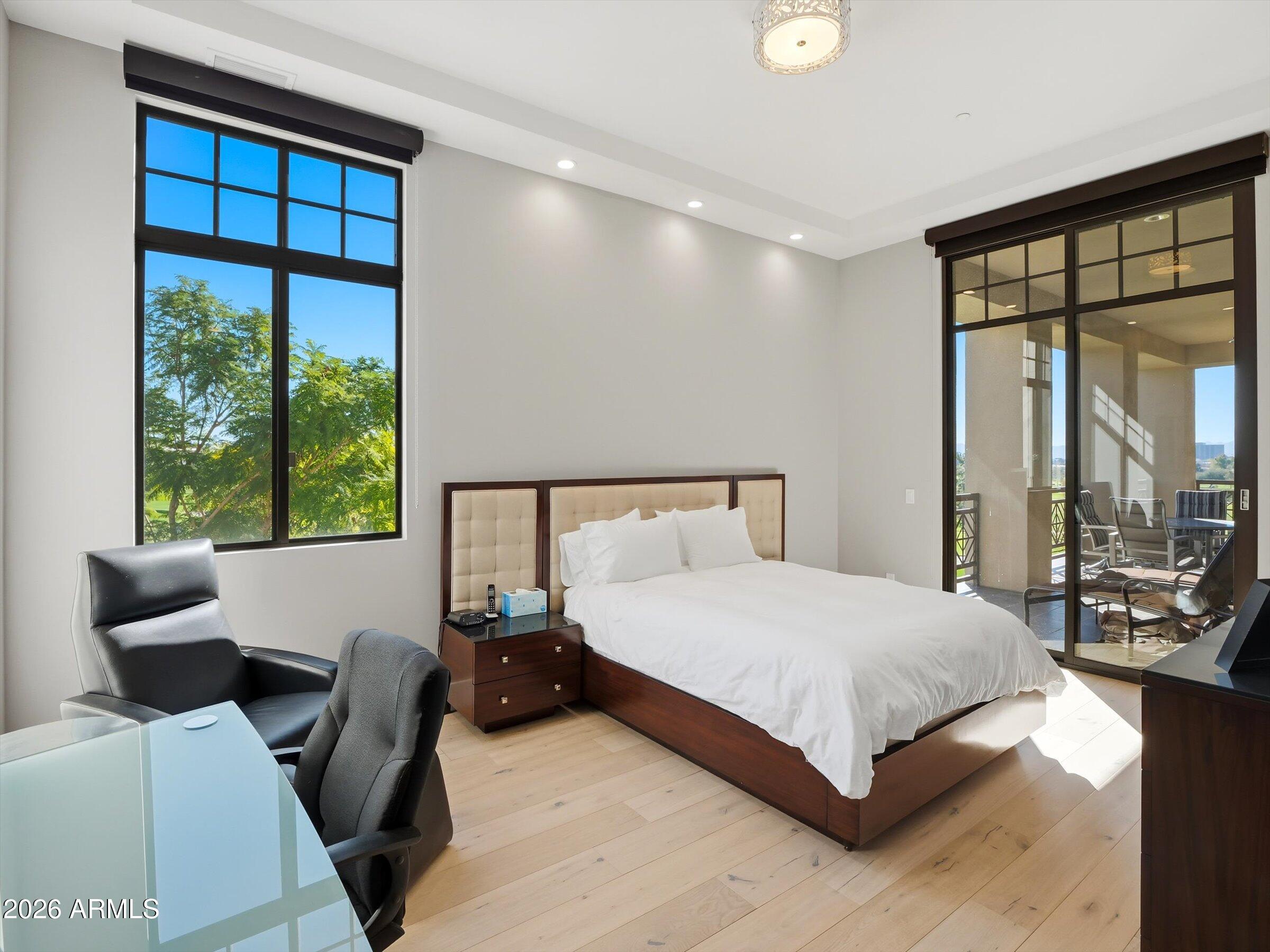 2 BILTMORE Estate 211